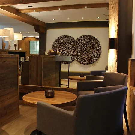 Burgschrofn Hotell 3*