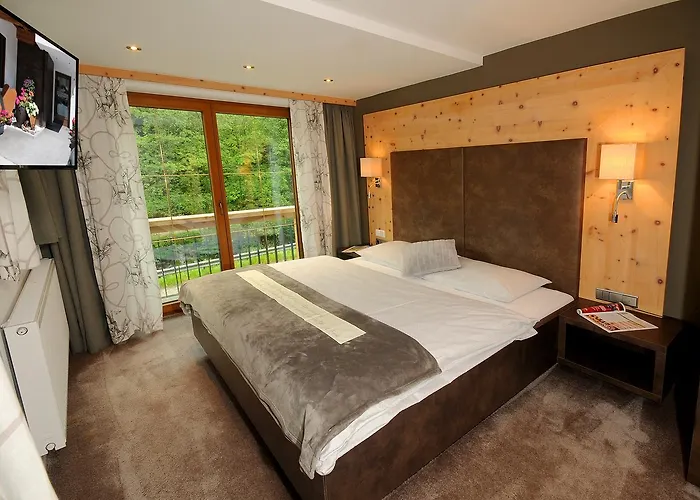 Hotel Burgschrofn Tux