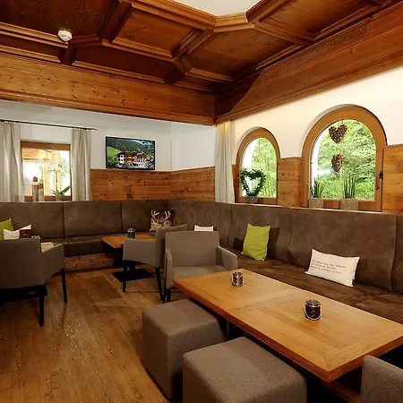 Burgschrofn Hotell